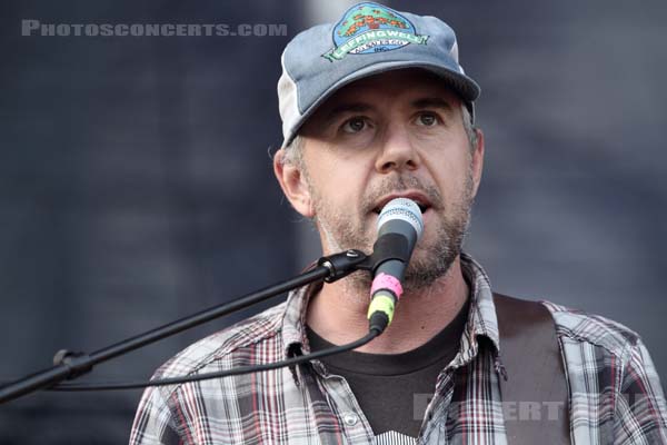 GRANDADDY - 2012-08-26 - SAINT CLOUD - Domaine National - Scene de la Cascade - Jason Lytle